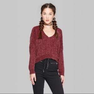 V-Neck Pullover Sweater Crop